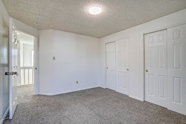 Building Photo - Private Room with a shared bath for Rent in Westminster!!!