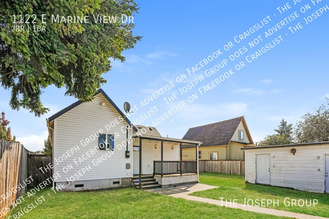 Building Photo - 1122 E Marine View Dr