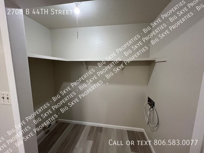 Building Photo - 2708 44th St