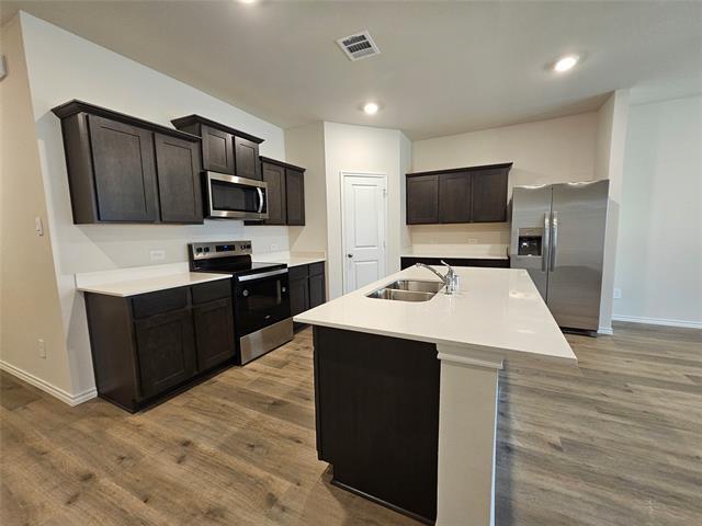 Building Photo - 11304 W Pond Dr