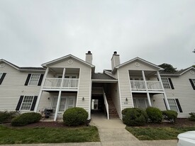 Building Photo - 7119 W Friendly Ave
