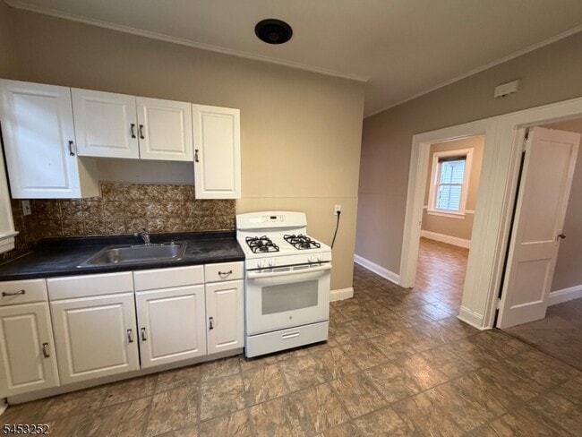 Building Photo - 443 Erico Ave
