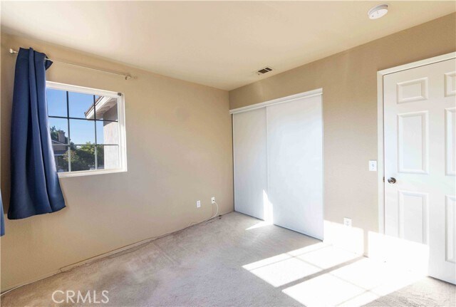 Building Photo - 44594 Johnston Dr