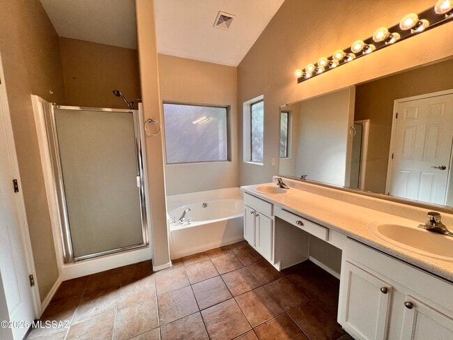 Building Photo - 12188 N Kylene Canyon Dr