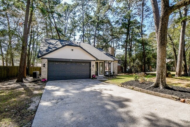 Building Photo - 21 Edgewood Forest Ct