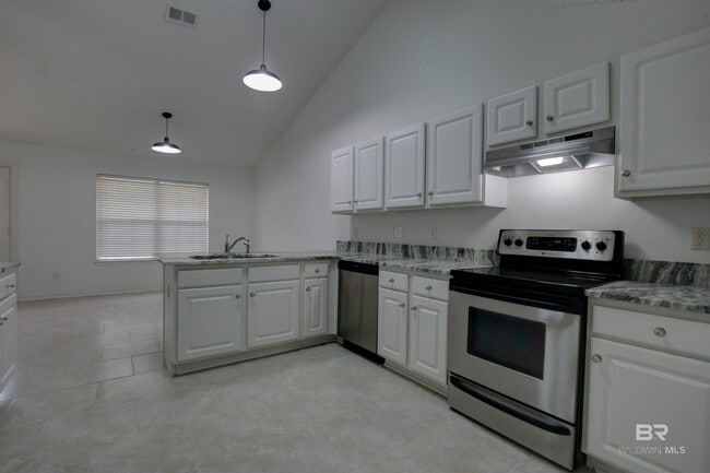 Building Photo - 139 Destrehan Rd