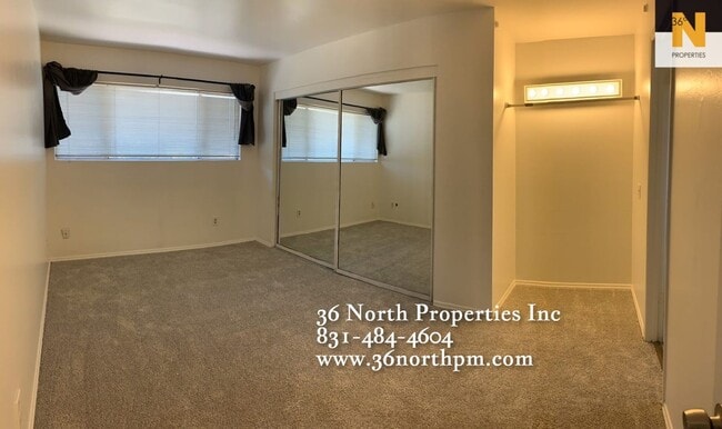 Building Photo - Remodeled 3 bed/2 bath Sunny Creekside Condo Available!