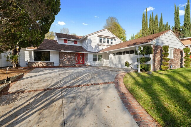 Building Photo - 22711 Margarita Dr