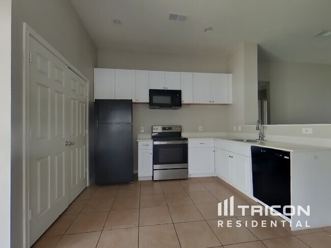 Building Photo - 3709 Pueblo St