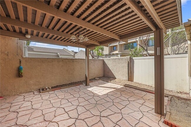 Building Photo - 10441 Rutgers Way