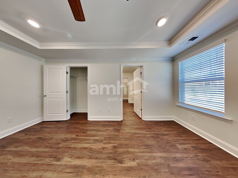 Building Photo - 127 Anthurium Dr