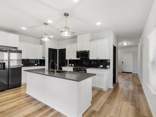 Building Photo - 3626 Doramus Dr