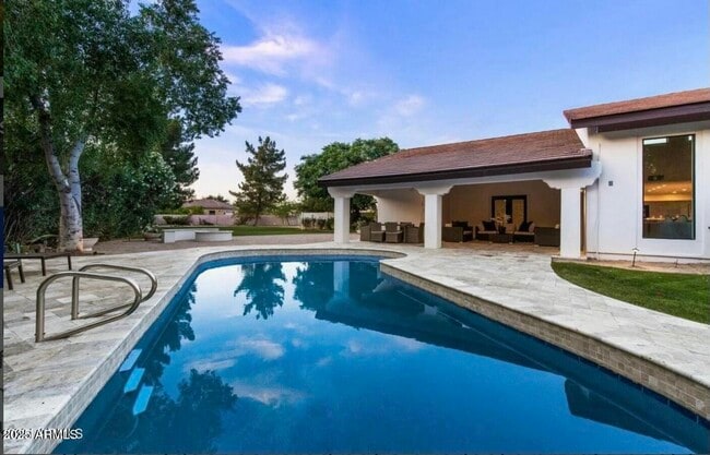 Building Photo - 11212 N Sundown Dr