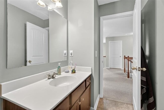 Building Photo - 267 Collingsworth Trace NE