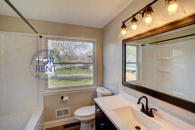 Building Photo - 5093 Spinning Wheel Dr