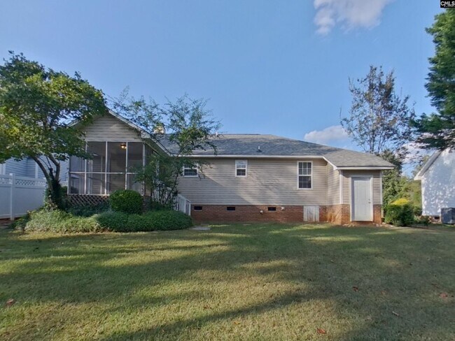 Building Photo - 601 Rapids Rd