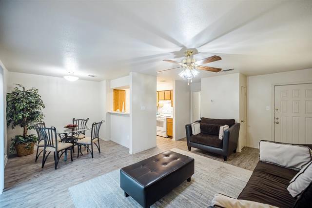 Building Photo - 10401 N Lamar Blvd