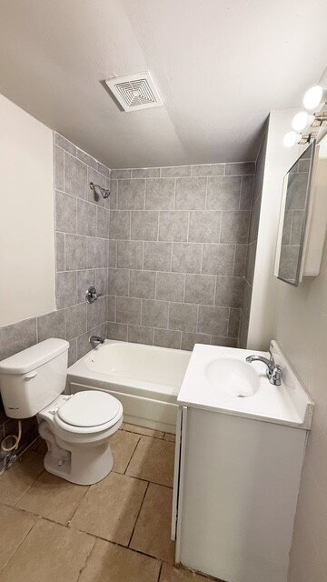 Building Photo - EAST SIDE 3 BEDROOM RANCH WITH CARPORT AVAILABLE NOW!