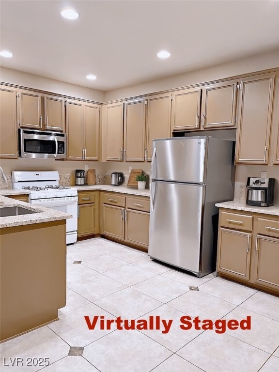 Building Photo - 7640 Sierra Paseo Ln