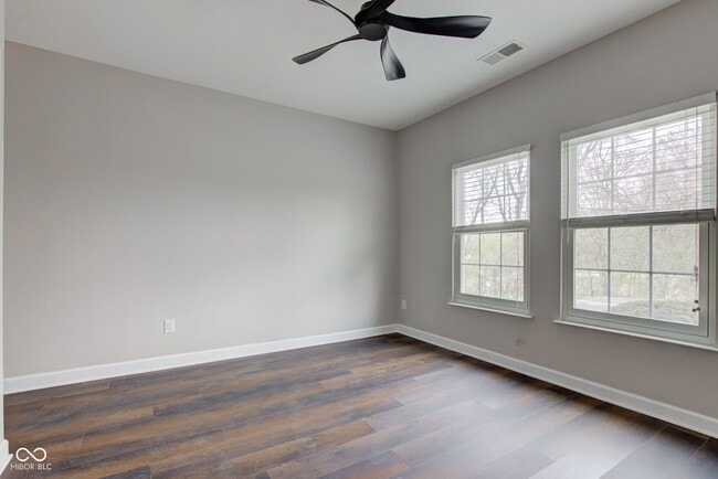 Building Photo - 1200 Shadow Ridge Rd