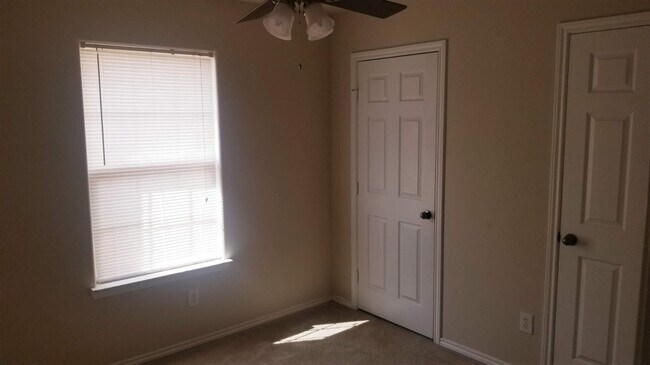 Building Photo - 6706 84th St