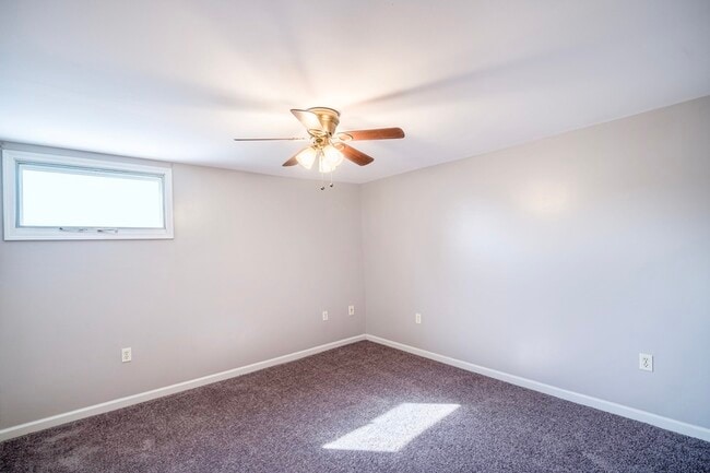 Building Photo - 441 1st Ave