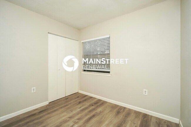 Building Photo - 3 Bedroom Pet-Friendly Home in SAN ANTONIO, TX with Main Street Renewal