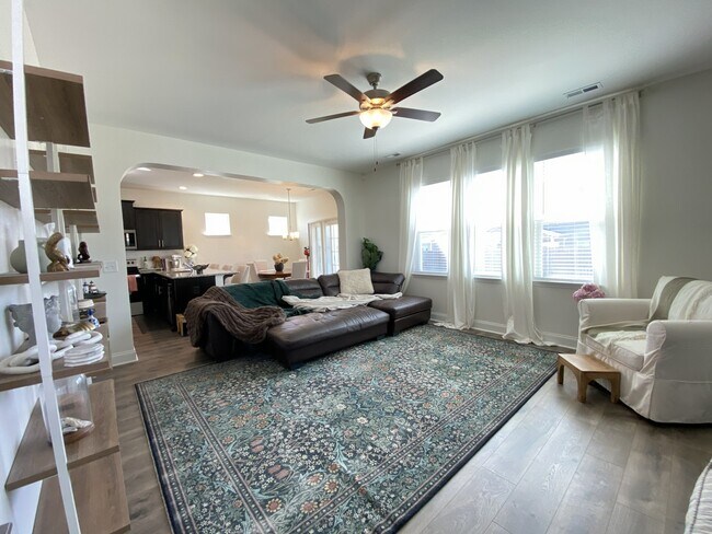 Building Photo - 140 Verdmont Dr