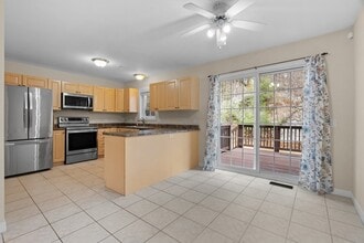 Building Photo - 179 Littleton Rd