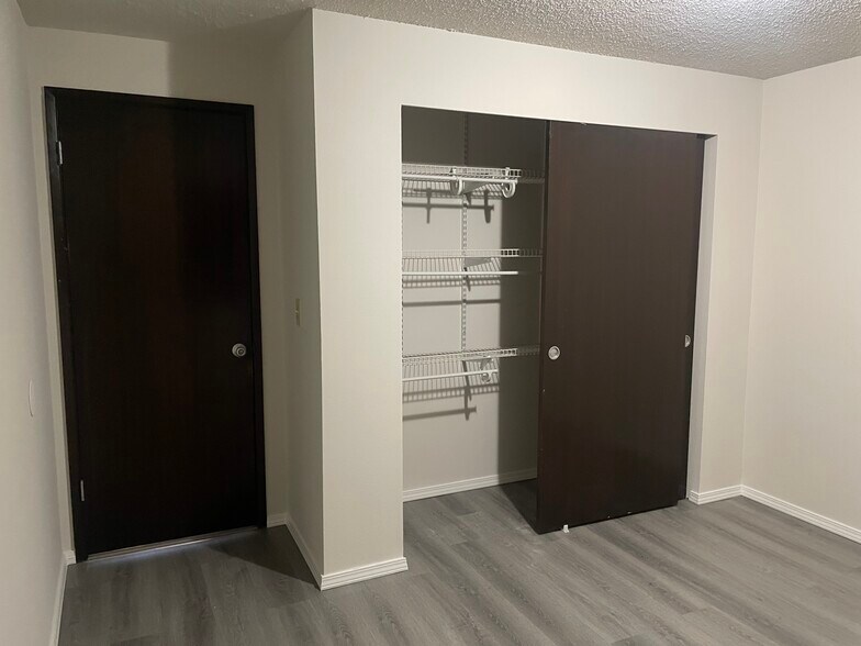 3rd Bedroom - 4521 S 262nd St