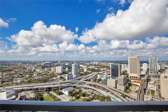 Building Photo - 90 SW 3rd St