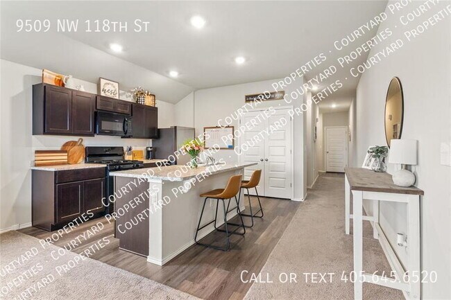 Building Photo - 9509 NW 118th St