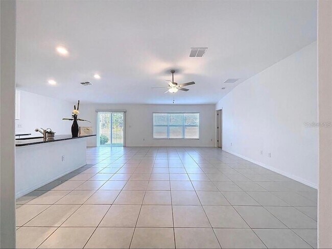 Building Photo - 6557 Bar S Bar Trl