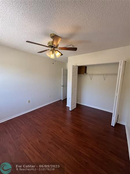 Building Photo - 11660 NW 52nd Ct