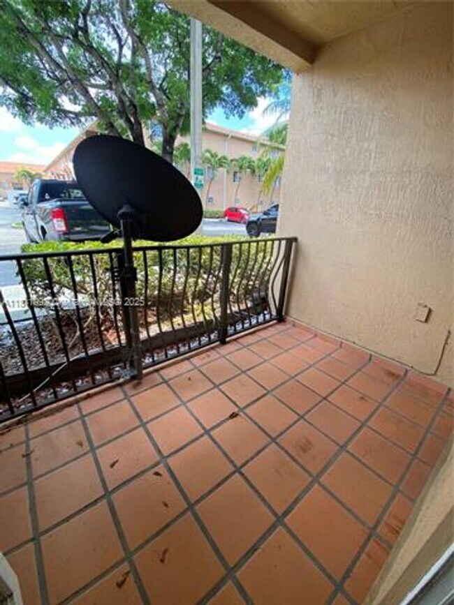 Building Photo - 17455 NW 75th Pl