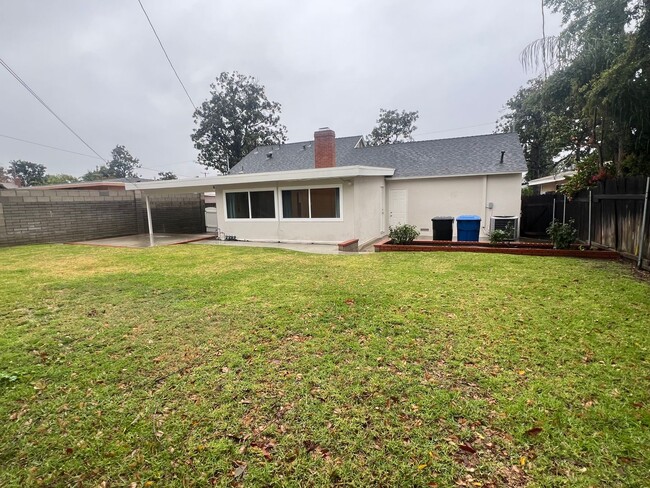 Building Photo - Whittier Home: 2 B/R 1 BA, 1,135 Sq. Ft., ...