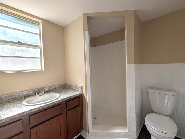 Building Photo - 6038 mh
