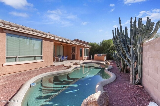 Building Photo - 20934 Sweet Dreams Dr