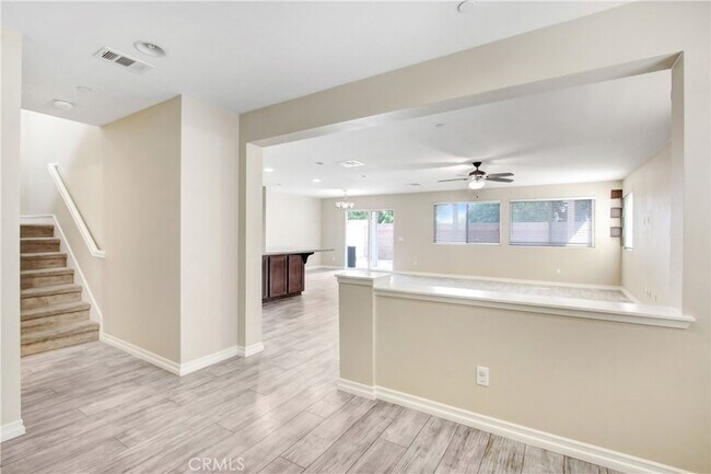 Building Photo - 1335 Comfrey Leaf Dr