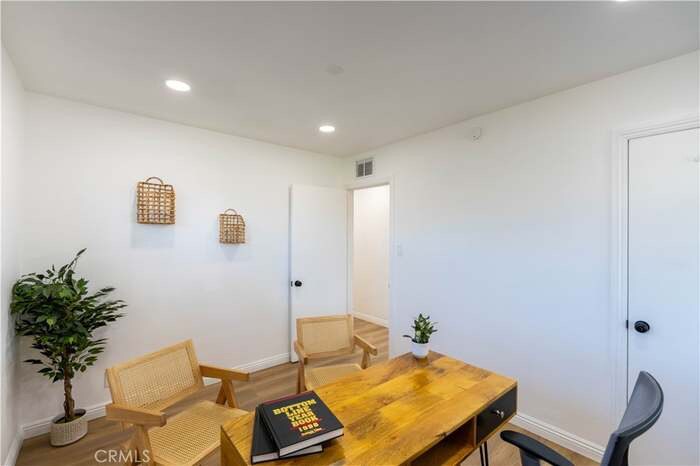 Building Photo - 4065 Madrona Rd