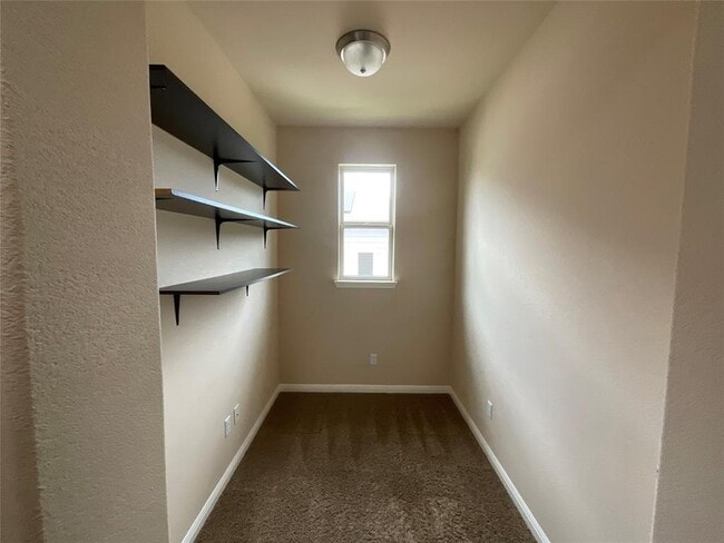 Building Photo - 615 Seminole Canyon Dr