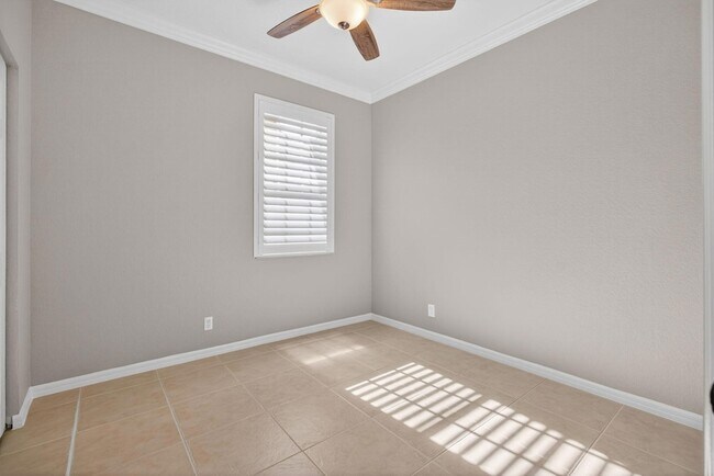 Building Photo - 160 Village Blvd