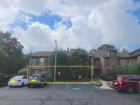 Building Photo - 384 Willowbrook Dr