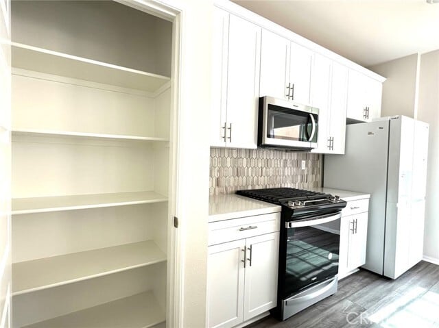 Building Photo - 28221 Ashtree St