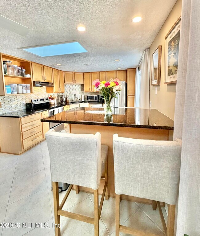 Building Photo - 25 Seatrout St