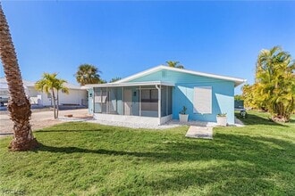 Building Photo - 2371 Baybreeze St