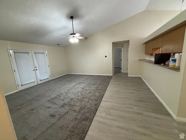 Building Photo - Beautiful Canyon Terrace Estates Home!