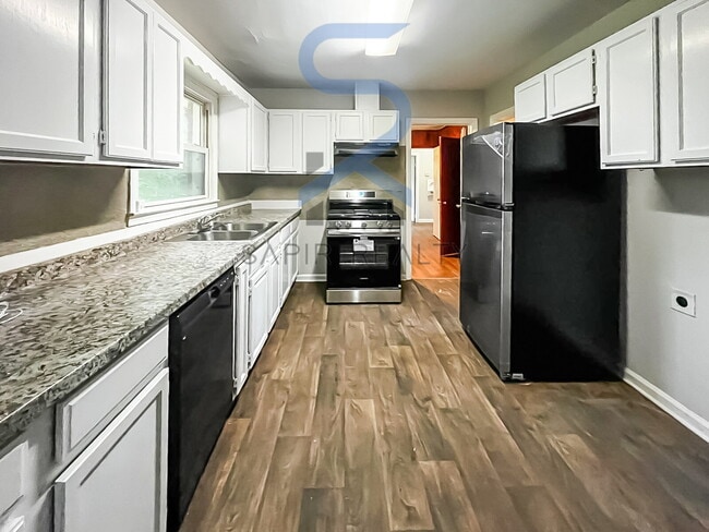 Building Photo - 3017 Belvedere Ln