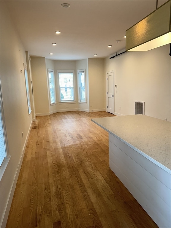 Building Photo - 61 Springfield St