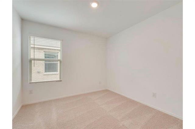 Building Photo - 2206 Mobile St